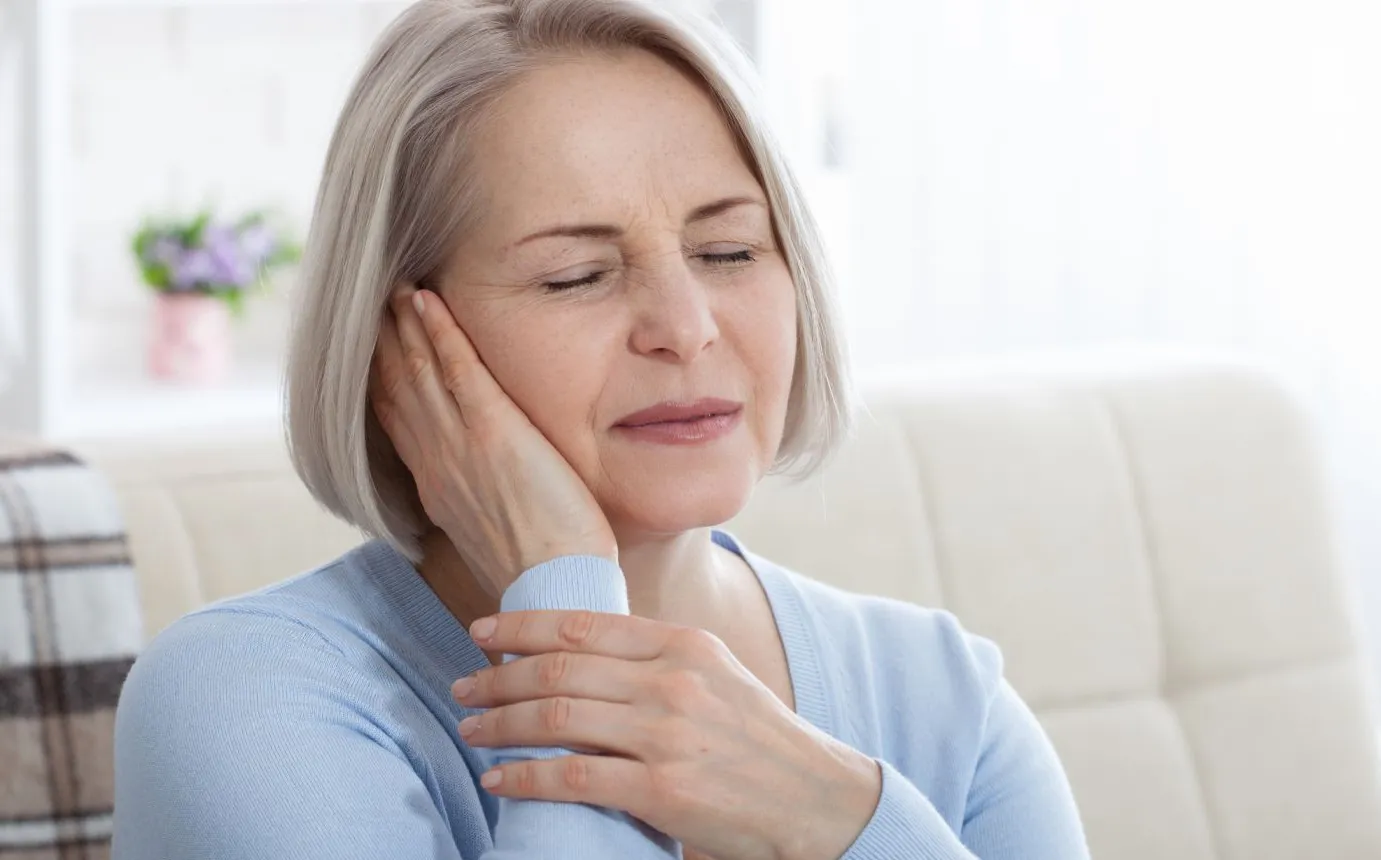 Dolor de Cabeza Relacionado con Tinnitus