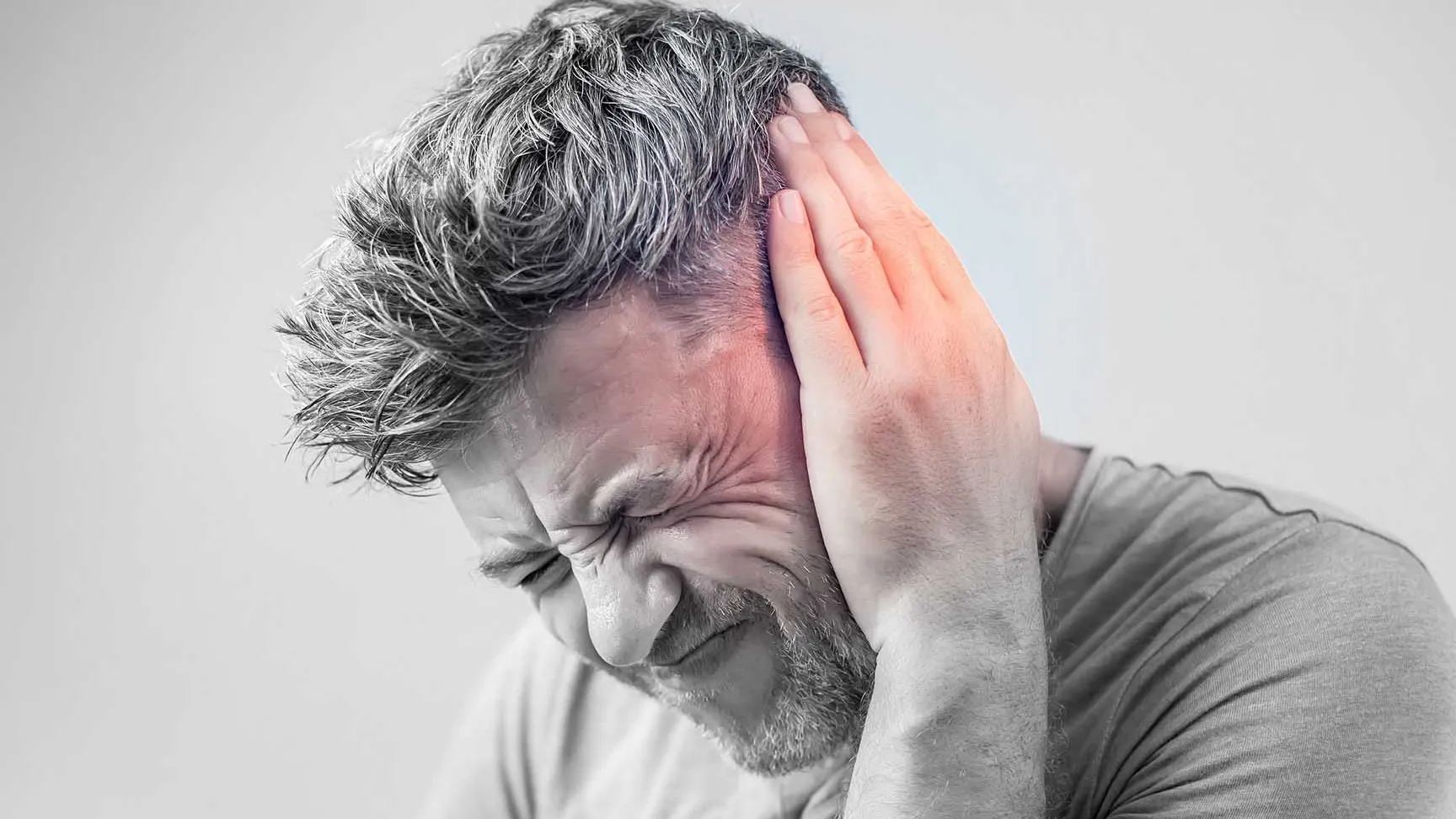 Tinnitus (zumbido en los oídos) con Vértigo