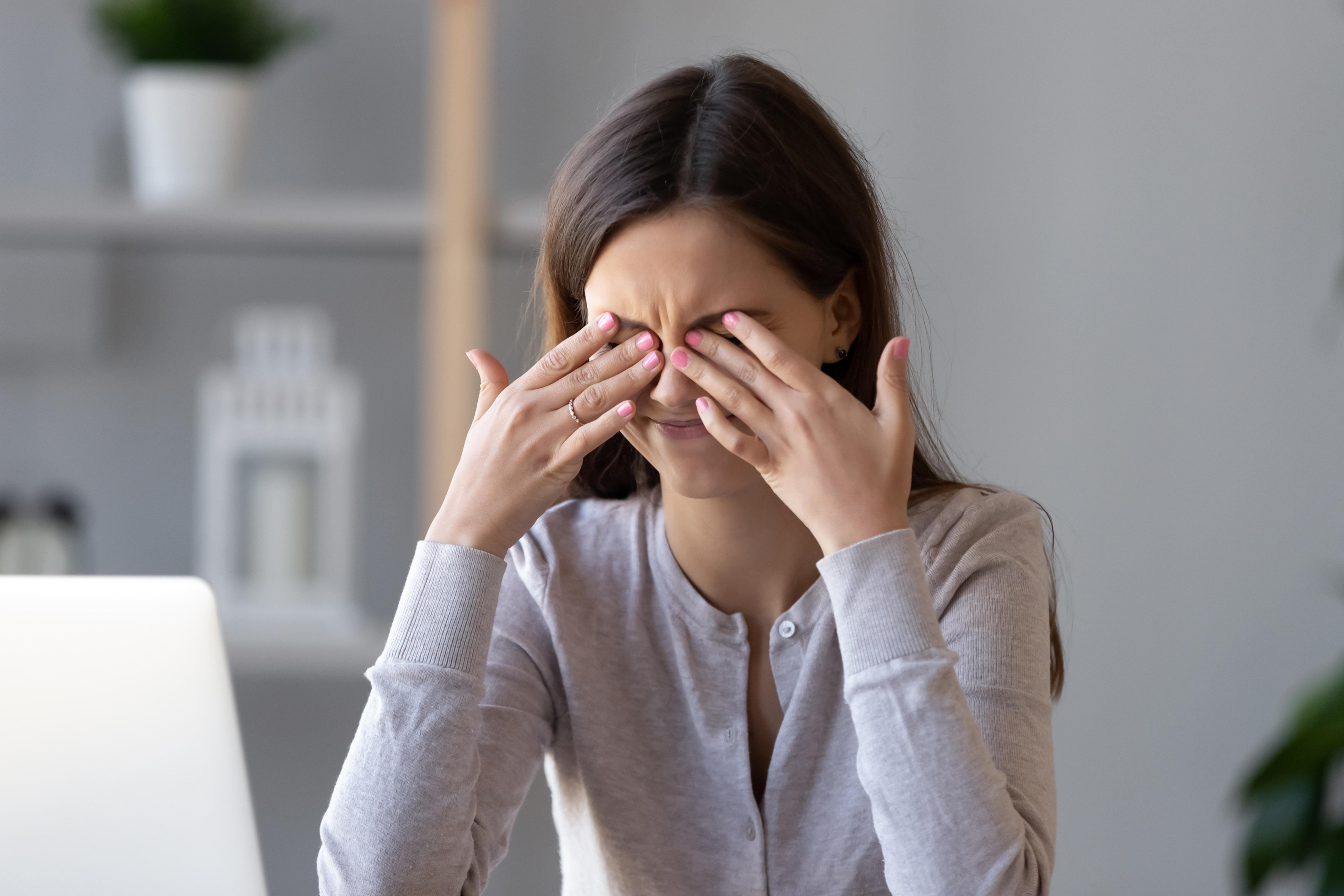 Alivio del Dolor en los Ojos y Mareos: Soluciones Innovadoras en Fisioterapia